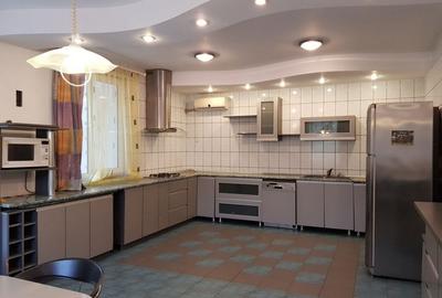 Casă cu 5 camere cu Teren 500 Mp în Virtuții - 1