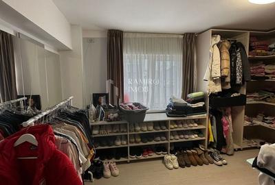Apartament cu 4 camere decomandat în Central - 17