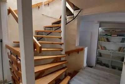 Casă cu 7 camere cu Canalizare în Armeneasca - 25