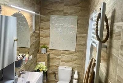 Decomandat, mobilat și utilat modern - 16