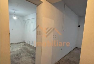 Apartament cu 3 camere decomandat în Șuncuiuș - 2
