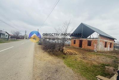 Casa la ro?u-construc?ie solida din caramida Dumb - 1