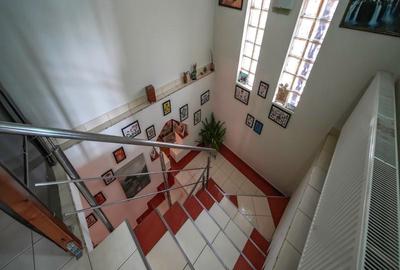 Casă individuală cu 4 camere cu Canalizare în Cristur - 6