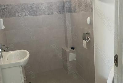 Inchiriez spatiu birouri zona Sincai, 3 camere et. 4 - 10