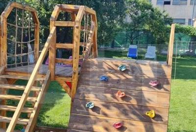 Casa individuala rezidentiala sau spatiu comercial, 6 camere - 6