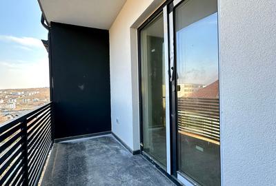 Apartament cu 3 camere decomandat în Bucium - 16