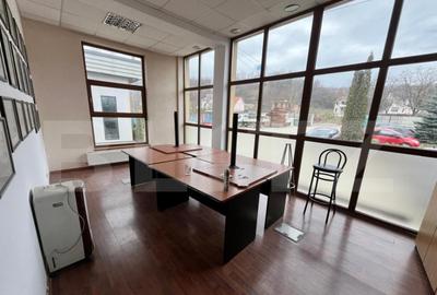 Birou 35 mp cu parcare si spatii comune, zona de Centura - 1