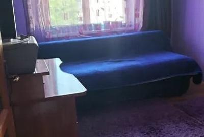 - Apartament 3 camere decomandat, Calarasi 4, etaj 3. - 3