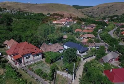 Casa cu gradina de vanzare in Copaceni - 4