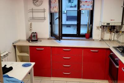 Închiriem apartament 3 camere zona Compozitorilor mobilat utilat 60 mp - 3