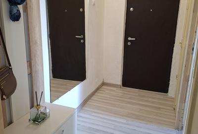 Apartament cu 2 camere semidecomandat în Ultracentral