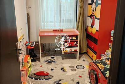 Apartament cu 3 camere semidecomandat în Podu Roș - 5