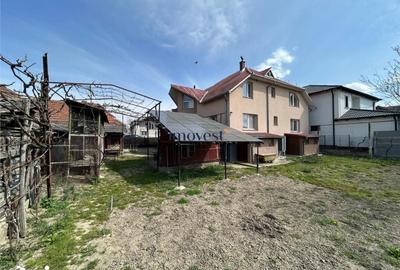 Casă cu 5 camere cu Teren 1200 Mp în Halmeu - 15