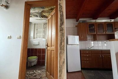 Casă cu 4 camere cu Teren 427 Mp în Central - 4