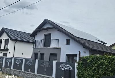 Casă cu 4 camere cu Teren 156 Mp în Central - 2