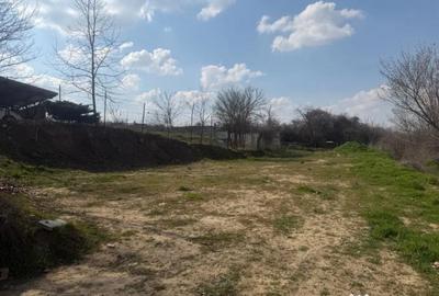 Teren de 1108 mp, în Cornitoiu - 4