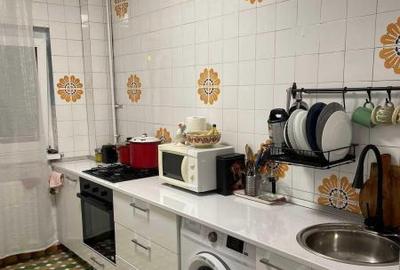 Apartament cu 4 camere semidecomandat, mobilat în Ghencea - 4