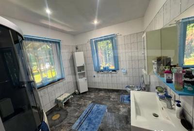 Casă cu 9 camere cu Teren 303 Mp în Central - 16