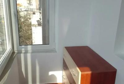 Apartament cu 2 camere semidecomandat în Rogerius - 3