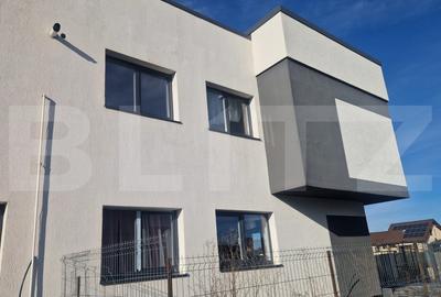 Casă individuală cu 3 camere cu Canalizare în Sânpetru - 8
