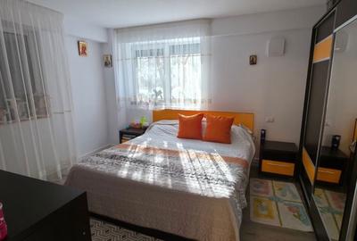 Apartament cu 3 camere decomandat în Central - 2