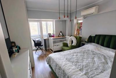 APARTAMENT 3 CAMERE 2/8 BL 1993 MONOLIT 90MP RENOVAT COMPLET  MOBILAT SI UTILAT - 4