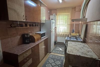 Apartament cu 2 camere nedecomandat în Micro 15 - 5