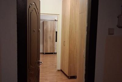 Apartament cu 2 camere semidecomandat în Costin Georgian - 3