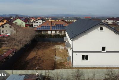 Casă cu 5 camere cu Teren 397 Mp în Central - 3