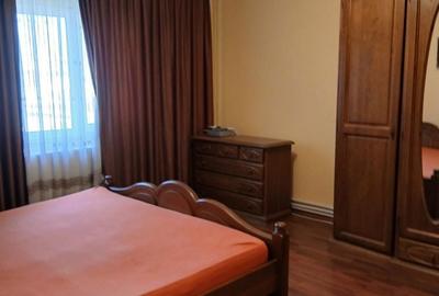 Apartament cu 4 camere decomandat în Micro 20 - 8