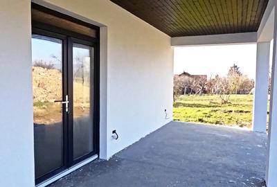 Casa Individuala Parter de Vanzare in Satu Nou de Jos cu 815 MP teren - 3