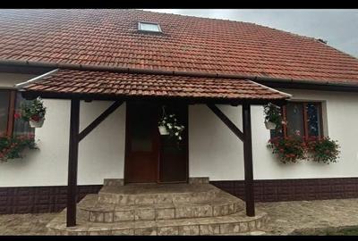 Casă cu 4 camere cu Canalizare în Sălard - 10