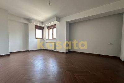 Apartament cu 2 camere semidecomandat în Dorobanți