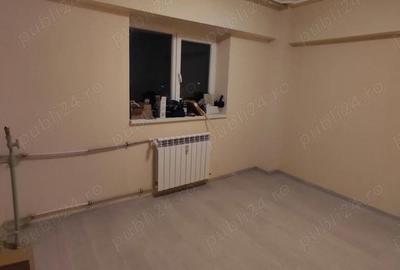 Apartament cu 3 camere semidecomandat în Apărătorii Patriei - 1