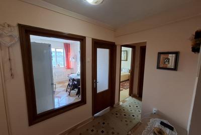 Apartament cu 3 camere decomandat în Tomis Nord - 10