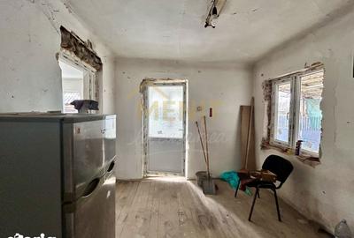 Casă cu 5 camere cu Canalizare în Dărmănești - 9