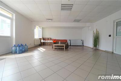 Spațiu comercial, de 1,276 mp, în Central - 3