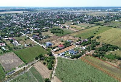 Darza, teren intravilan, 1ha langa case, deschidere 22 m - 2