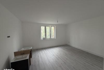 Casă cu 3 camere cu Teren 439 Mp în Central - 3