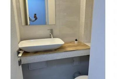 Apartament cu 3 camere decomandat în Tineretului - 1