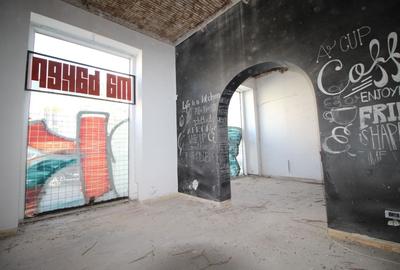 Spațiu comercial, de 800 mp, în P-ța Rosetti - 6