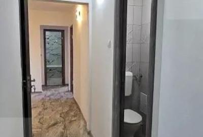 Apartament cu 3 camere decomandat în Semicentral - 3