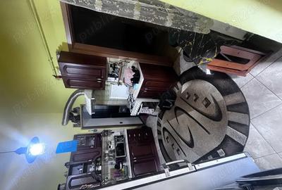 Vand apartament la curte comuna Vand apartament la curte comuna - 3