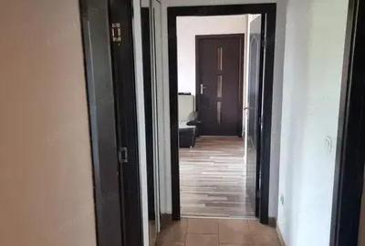 Central - Vanzare apartament 2 camere - Str. Cuza Voda - 3