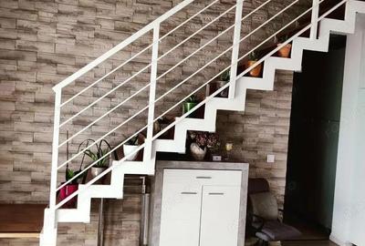 Apartament cu 3 camere decomandat în Girocului - 6