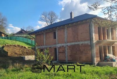 Casă individuală cu 4 camere cu Canalizare în Cisnădie - 2