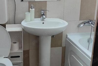 Garsonieră decomandată în Far - 3