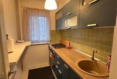 Garsonieră semidecomandată în Titan