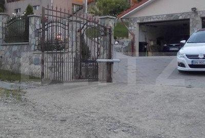 Casă cu 4 camere cu Teren 19 Mp în Central