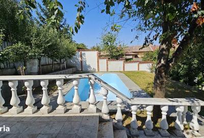 Casă cu 4 camere în Central - 13